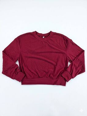 ☔️🔸️NWT Red Loose Cropped Long Sleeve Sweatshirt Medium